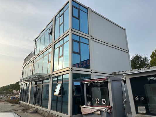Quick Installation Advantage 20 40ft Steel Sandwich Panel Flat Pack Container House for Office Apartment Mall Workshop