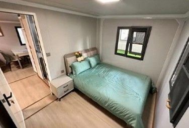 Stable Customized Prefabricated Luxury Steel Sandwich Panel Expandable Container House with Quick Installation Advantage