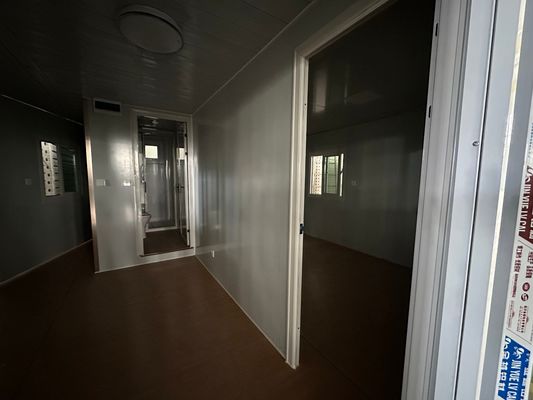 Easy Install Expandable Container Home 40 Ft Prefab Modular Mobile Villa with Thermal Insulation and Expandable Structure