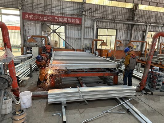 Rotproof 40'HC Low-Carbon Energy Saving Customized Modular Mobile Prefab Steel Frame Flat Pack Container House For Office