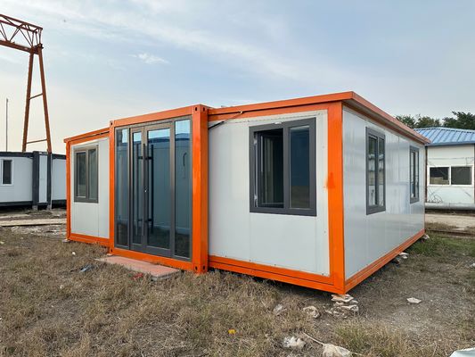 40Ft Prefab Modern Movable Expandable Container Home with 3 Bedrooms in Customized Color and Aluminum Window