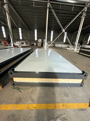 Galvanized Steel Structure Flat Pack Living Container House in Multiple Sizes with Waterproof and Fireproof Design