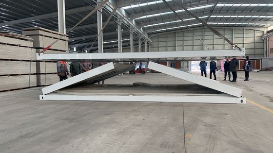 40'HQ Shippment Prefab Steel Frame Modular Zigzag Folding Container House with Optional Sandwich Panel Walls and Roof