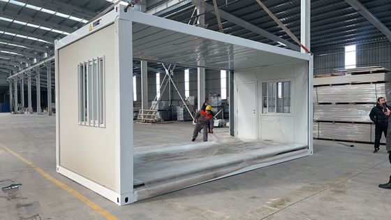 Customized Color Quick Installation Modern Portable Folding Container House with Electricity 3C/CE/CL/SAA Standard Steel