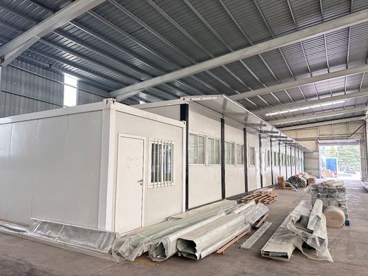 Insulated Prefab Living Container House Flexible Assemble Custom Fast Installation Modular Flat Pack For Hotel Resort Housing