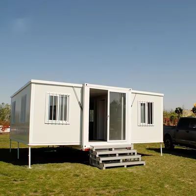 Contemporary Design Style Multi-function 40ft Bar Prefabricated Expandable Container House with Multi-function