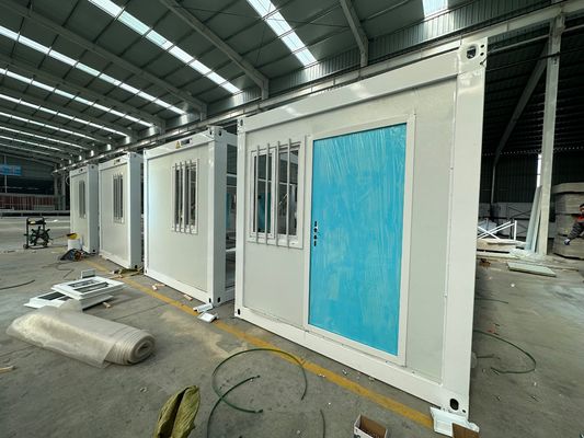 20FT/40FT Customized Modular House Comfortable Heat and Sound Insulation Folding Container with Low-Carbon Energy Saving