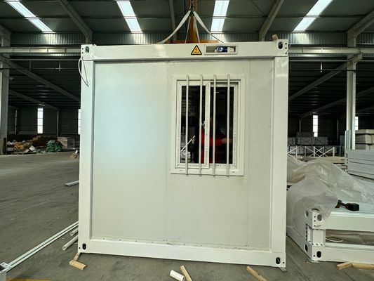 20FT/40FT Customized Portable Folding Quick Assembly Safe Strong Stable Waterproof Fireproof Container House for Living