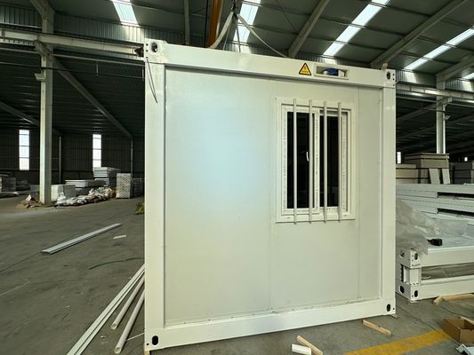 Local Standard Electricity Rustic Design Style Strong and Stable Demountable Folding Cabins for Storage Container House