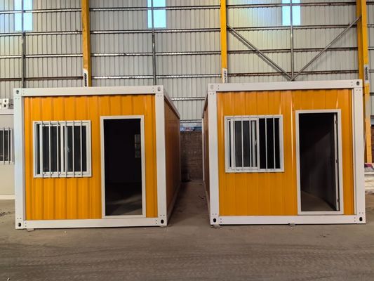 Modern Small House Made in Container House with Broken Bridge Aluminum Door and Modern Design Style