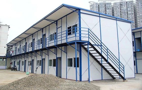 Easy Installation Prefabricated Modern House with 50/75/100mm Wave Sandwich Panel Wall