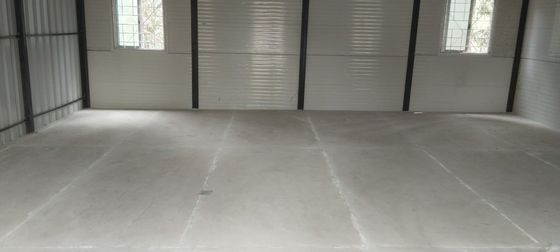 Easy Installation Prefabricated Modern House with 50/75/100mm Wave Sandwich Panel Wall