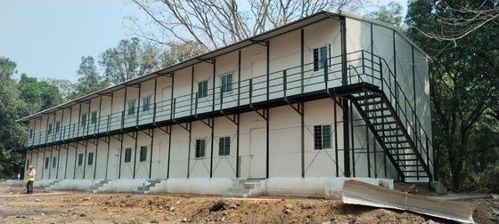 Low Carbon Villa Houses Made of Sandwich Panel and Prefabricated Steel Structure System Design
