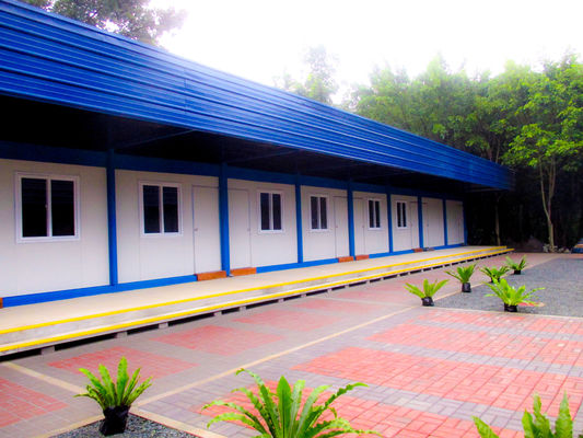 Low Carbon Villa Houses Made of Sandwich Panel and Prefabricated Steel Structure System Design