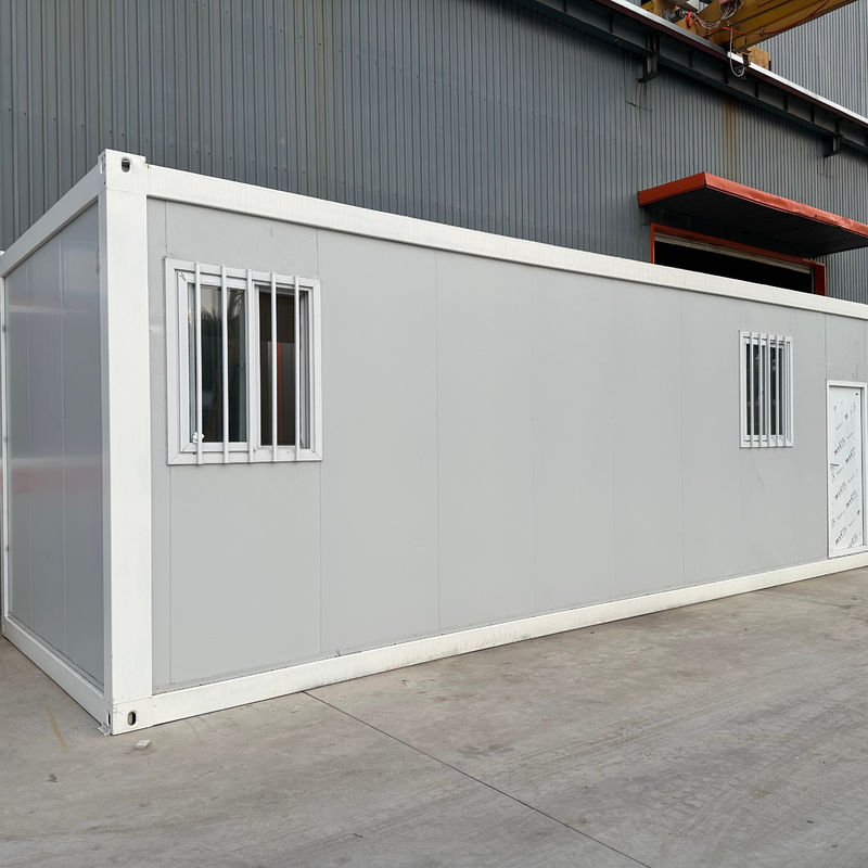 20 40 ft Customized Light Steel Frame Fiber Glass Roof Flat Pack Container House with Modern Design and Aluminum Window