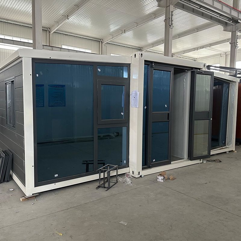 Portable Fireproof Prefab Homes Multi-function Expandable Container House for Mobile Living
